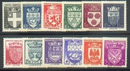 N° 553 à 564 (Armoiries Des Villes) Neufs** LUXE: COTE= 61 € - 1941-66 Armoiries Et Blasons