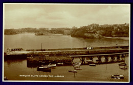 Ref 1638 - Early Postcard - Newquay Cliffs Across The Harbour - Cornwall - Newquay