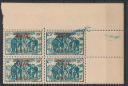 CAMEROUN - 1940 - N°YT. 222 - Elephant 90c Vert-bleu - Bloc De 4 - VARIETE Défaut D'essuyage - Neuf GC ** / MNH - Unused Stamps