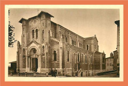 A210 / 037 01 - TREVOUX - L' Eglise - Trévoux