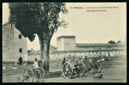 A68  MAROC CPA MEKNES - LES CANONS MAROCAINS - Collections & Lots