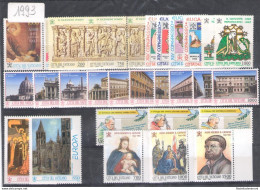 1993 Vaticano , Annata Completa , Francobolli Nuovi ,  28 Valori + 1 Libretto - - Annate Complete