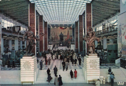 BELGIQUE - Bruxelles - Exposition Universelle - Pavillon De L'URSS - Le Grand Hall- Colorisé - Carte Postale - Sonstige & Ohne Zuordnung