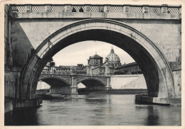 ITALIE - Roma - La Cupola Di S. Pietro Dal Tevere - Carte Postale - Ponts