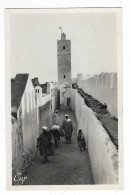 CPSM ANIMEE AGADIR, VUE SUR LE MINARET ET LES REMPARTS DE LA CASBAH, Format 9 Cm Sur 14 Cm Environ, MAROC - Agadir