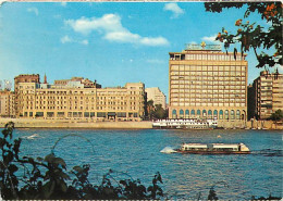 Egypte - Le Caire - Cairo - Shepheards And Semiramis Hotels - Voir Timbre - CPM - Voir Scans Recto-Verso - Cairo