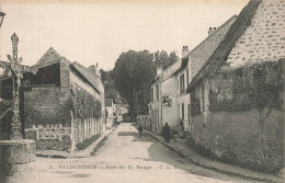 Valmondois * La Rue Du K Rouge * Le Calvaire - Valmondois