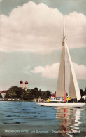 ALLEMAGNE - Friedrichshafen Am Bodensee - Segljachl Mit SchloB - Un Bateau à Voile - Carte Postale Ancienne - Friedrichshafen