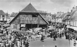 Arpajon * Place * Les Halles * Marché Marchands Foire - Arpajon