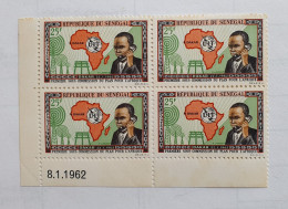 Bloc De 4 Timbres Neufs 25F Sénégal Coin Daté 8. 1. 1962  - MNH YT 213 - Première Sous Commission Du Plan Pour L'Afrique - Senegal (1960-...)