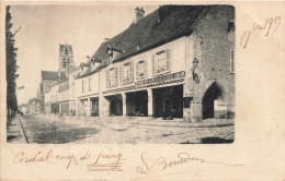 étampes * Une Rue * Restaurant Auberge MOLON LALUCQUE - Etampes