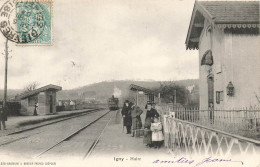 Igny * La Halte * Gare * Arrivée Du Train * Ligne Chemin De Fer - Igny