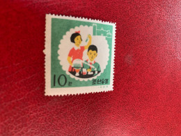 Korea Stamp Chemical Experiment 1965 Extracurricular Education Of The Pupils - Korea, North