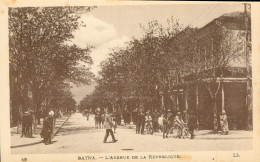 CPA - Algérie - BATNA -Avenue De La République - Ref. LL N° 40 _ J. Bernard Papeterie Tabacs BATNA* - Batna