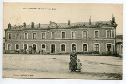 44 DEP 435 SAVENAY La Gare Femme Et Fillette Charrettes écrite En 1918 - Savenay