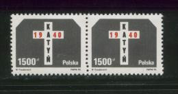 POLAND 1990 50TH ANNIV WW2 MURDER POLISH OFFICERS KATYN FOREST SOVIET NKVD HORIZ PAIR CORNER WORLD WAR 2 ARMY MILITARIA - Unused Stamps