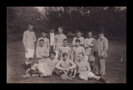 SPORT LABDARÚGÁS 1910. Törekvés SE Játékosai, A Viener SC (Bécs, 0:2)  Mérközés Után Fotós Képeslap - Hongrie