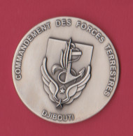 Grosse Médaille Commandement Des Forces Terrestres De DJIBOUTI - Frankreich