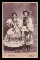 SZEKSZÁRD 1890-1900. Szigeti : Népviselet, Szép Cabinet Fotó - Oud (voor 1900)