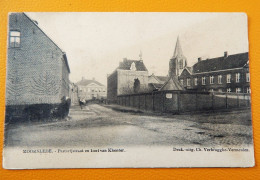 MOORSLEDE  -  Pastorijstraat En Kant Van Klooster - Moorslede