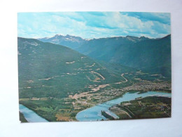 Helicopter View Over Columbia River Valley, Showing Town Of REVELSTOKE, B.C. - Albert Peaks - Altri & Non Classificati