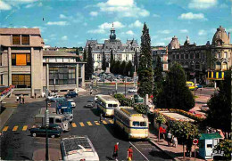 Automobiles - Vichy - Esplanade De L'Hotel De Ville - Bus - Autocars - CPM - Voir Scans Recto-Verso - PKW