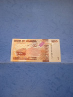 UGANDA-P49a 1000S 2010  UNC - Ouganda