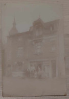 Belgique - Photographie Liège - BD Emile De Laveleye  - Groupe De Personnes Devant Un Café - Europe