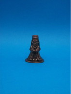 Figurine En Métal Kinder - Série K98 N°101 - Religieuse - Finition Cuivre - Sans Château Ni Bpz - Metalen Beeldjes