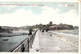 CG02. Vintage Postcard. Tynemouth Pier, Showing Priory And Castle Ruins. - Sonstige & Ohne Zuordnung