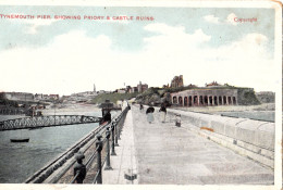 CG02. Vintage Postcard. Tynemouth Pier, Showing Priory And Castle Ruins. - Andere & Zonder Classificatie