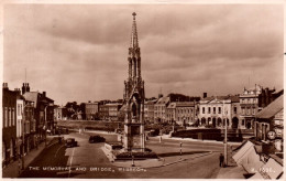 Wisbech - The Memorial And Bridge - Autres & Non Classés