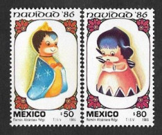 SE)1986 MEXICO, FROM THE CHRISTMAS SERIES, TONALA CLAY FIGURES, 50P SCT1462 & 80P SCT1463, 2 MNH STAMPS - Mexico