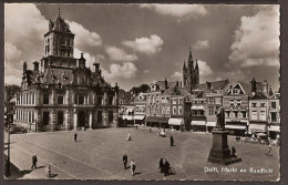 Delft, Markt En Raadhuis - Rond 1960 - Delft