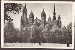 Maastricht - Kerkengroep Vrijthof - Straatbeeld 1957  - Maastricht