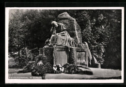 AK Gutach, Am Kriegerdenkmal Im Park  - Gutach (Breisgau)