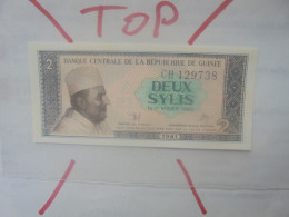 GUINEE 2 SYLIS 1981 Neuf (B.33) - Guinée