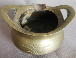 Petit Brûle-encens En Bronze Provenant De Chine - Asiatische Kunst