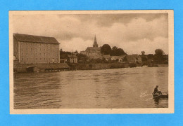 CHATEAUNEUF-sur-SARTHE - La Rivière En Amont Du Pont Vers L'Eglise - Chateauneuf Sur Sarthe
