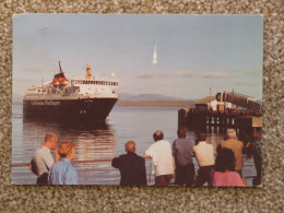 CALEDONIAN MACBRAYNE (CALMAC) ISLE OF MULL ARRIVING IN CRAIGNURE - Ferries