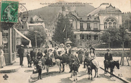 La Bourboule * Rue * Le Casino Kursaal * Départ D'une Caravane D'excursion * ânes - La Bourboule