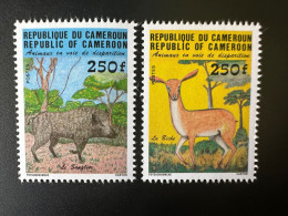 Cameroun Cameroon Kamerun 2014 Paire Mi. 1048 - 1049 C Animaux Disparition Faune Fauna Sanglier Biche Boar Reh Doe - Kamerun (1960-...)