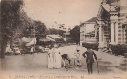 Châtel Guyon * Châtelguyon * Une Partie De Croquet Dans Le Parc * Jeu - Châtel-Guyon