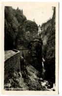 CPSM GEP  9 X 14 Isère Les Gorges De La Bourne   Route Et Tunnel - Vercors