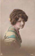 FANTAISIES - Femme - Portrait - Carte Postale Ancienne - Women