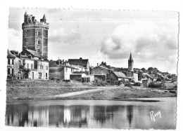 ONDON - 44 - Vue Partielle Vers La Tour Et L'Eglise - TOUL 4 - - Oudon