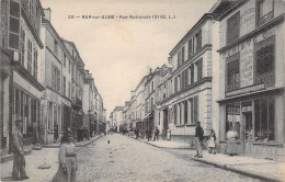 FRANCE - Bar Sur Aube - Rue Nationale - Animé - Carte Postale Ancienne - Bar-sur-Aube