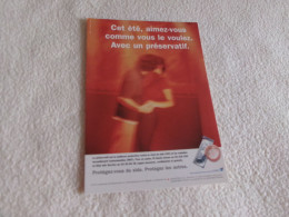 BELLE CARTE PUBLICITE "PROTECTION CONTRE LE SIDA AVEC LES PRESERVATIFS".. - Santé