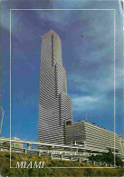 Etats Unis - Miami - The Newest Skyscraper - The Centrust Building And The Mass Transits People - CPM - Voir Scans Recto - Miami