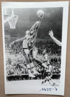 BASKETBALL - BILL RUSSELL - Boston Celtics - 15 X 10 Cm. (REPRO PHOTO ! - Zie Beschrijving - Voir Description) ! - Sport